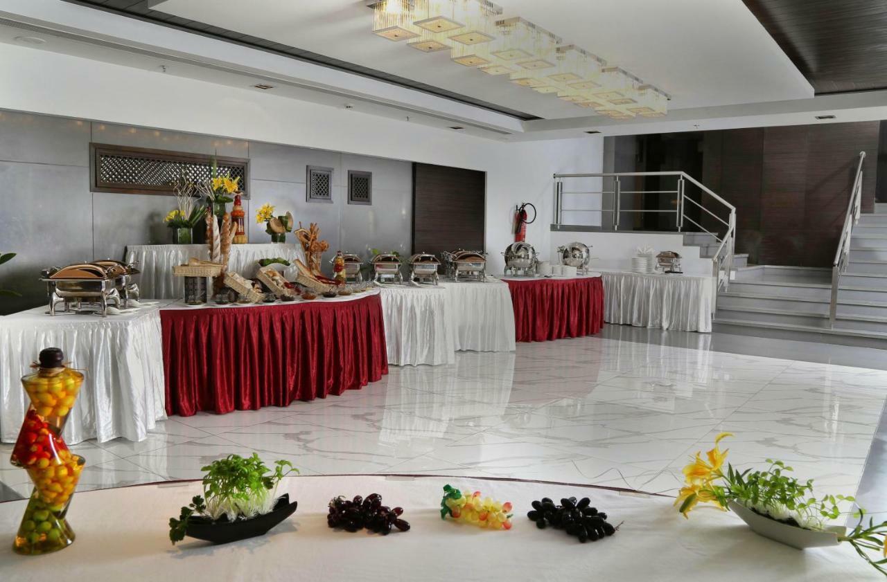 Country Inn & Suites By Radisson Navi Mumbai Exterior foto